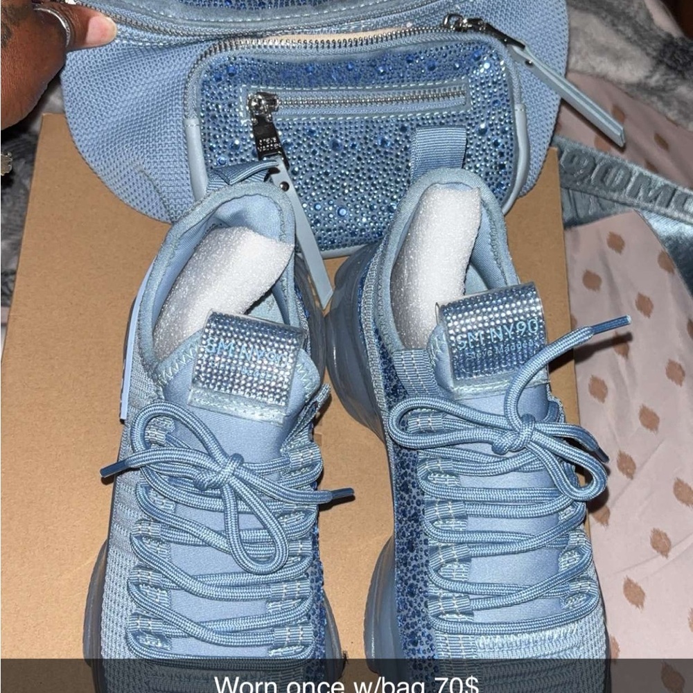 Steve Madden Light Blue Women's Sneakers with Bag